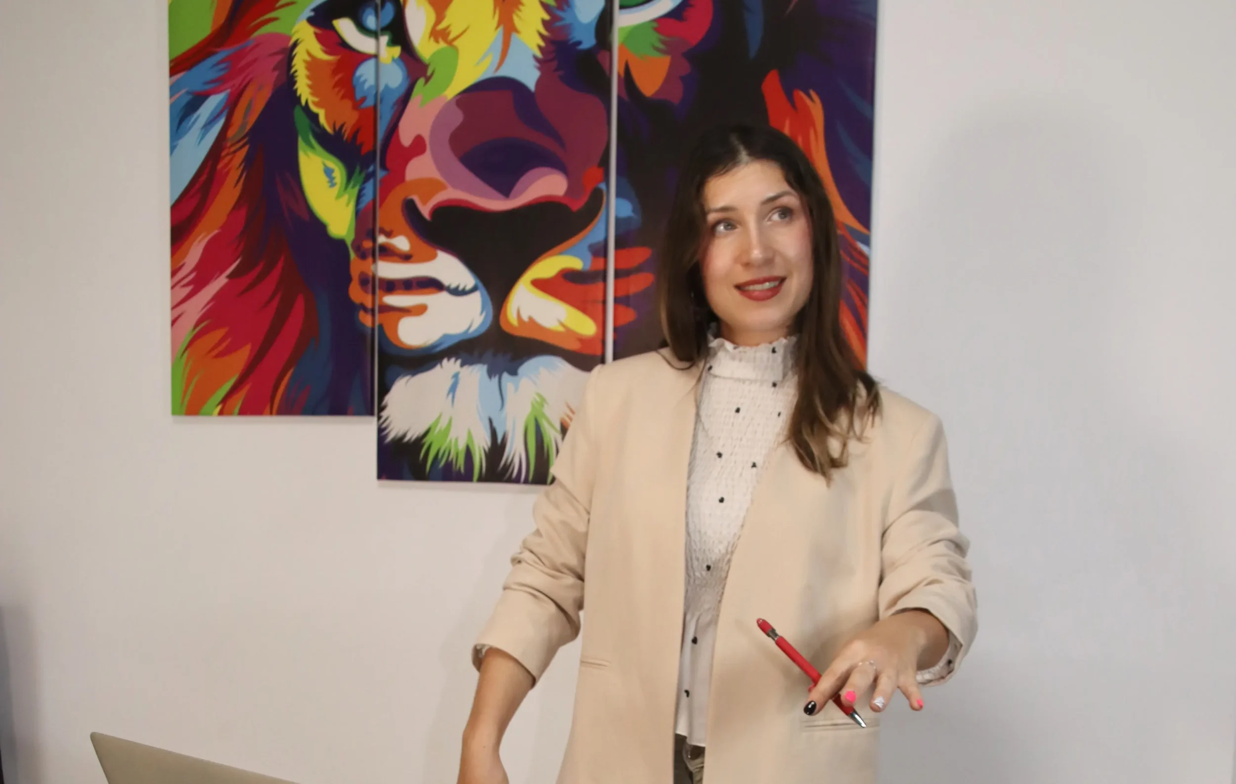 Lucia Brines Piscología- Formación a Empresas